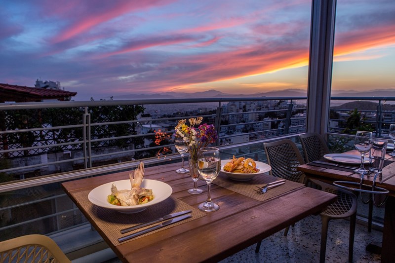 ΜΠΑΛΚΟΝΙ ΣΤΙΣ ΚΥΚΛΑΔΕΣ 7