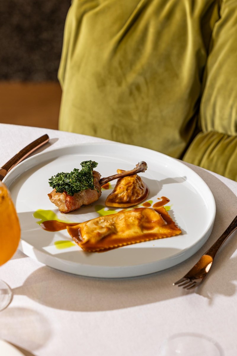 Το εστιατόριο Art Lounge στο New Hotel 1