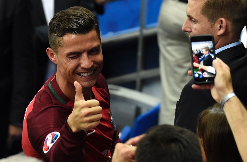 ΚΡΙΣΤΙΑΝΟ ΡΟΝΑΛΝΤΟ 16