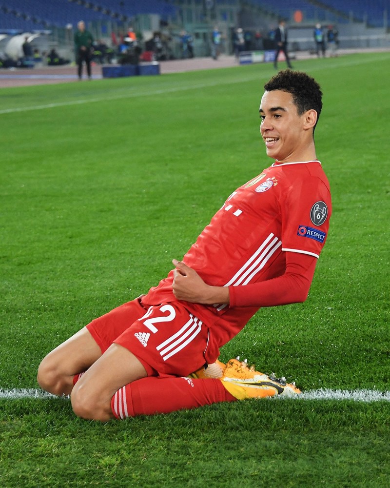 ΤΖΑΜΑΛ ΜΟΥΣΙΑΛΑ 1