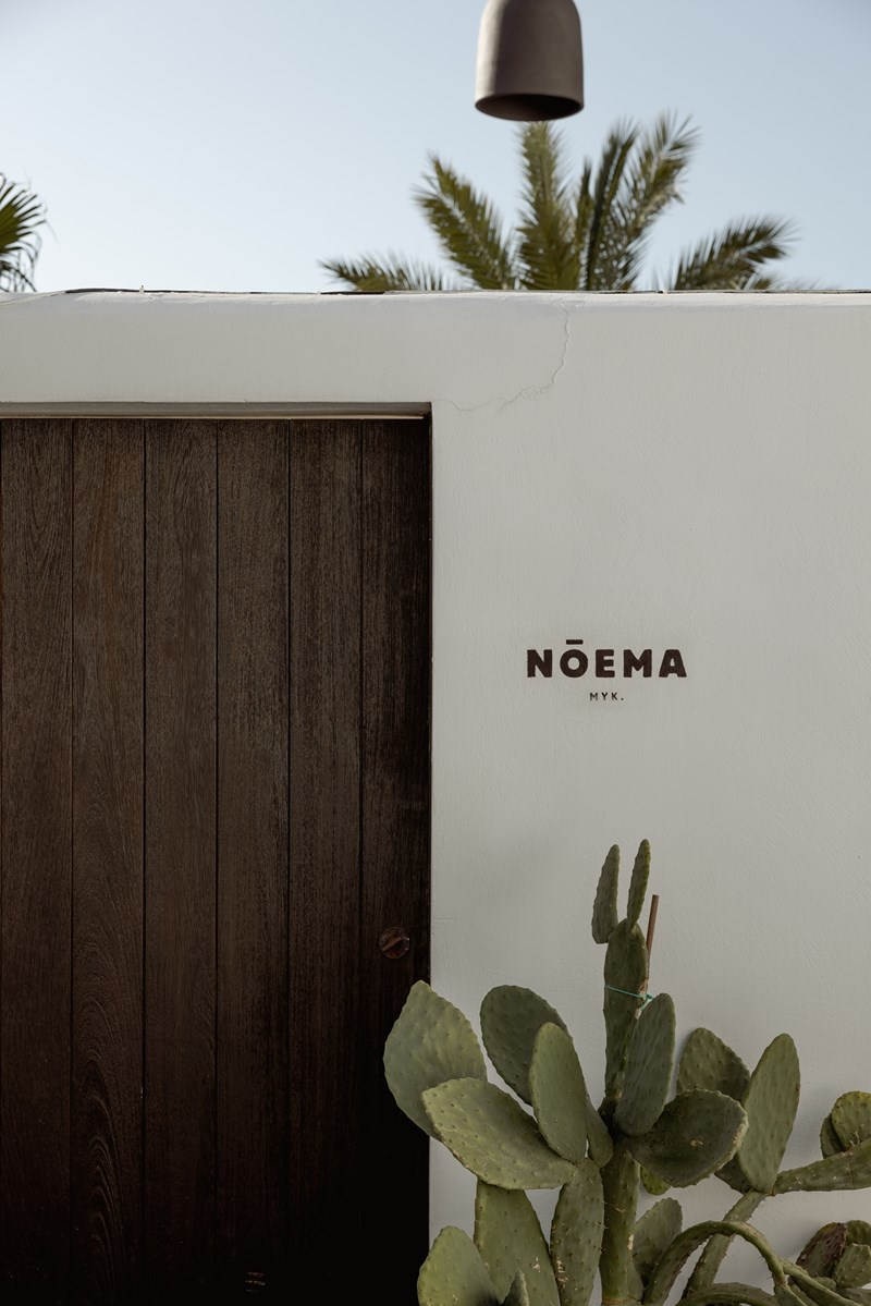 Το μπαρ-εστιατόριο Nōema στη Μύκονο 14