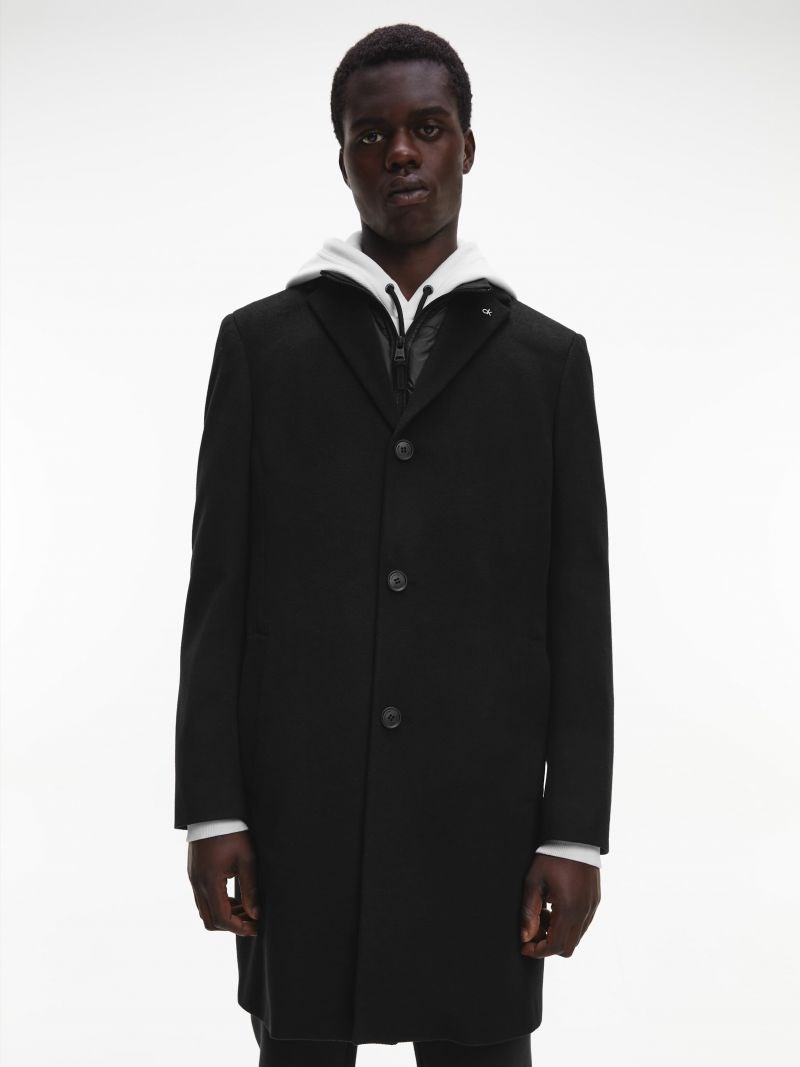 MODEL IN CALVIN KLEIN OUTFIT