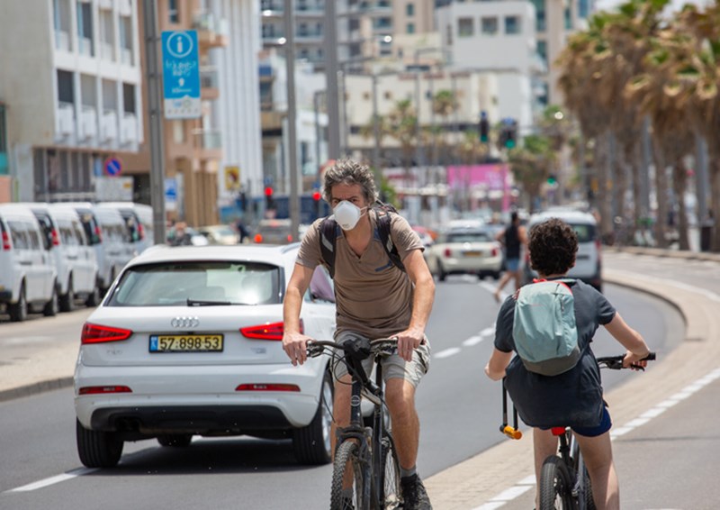 PEOPLE WITH FACE MASKS