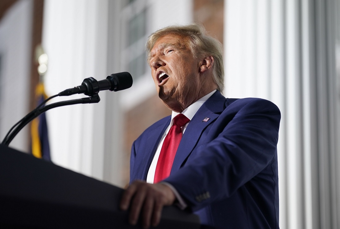 Γιατί ο Donald Trump 'έκανε γαργάρα' τον θάνατο του Alexei Navalny; - εικόνα 1