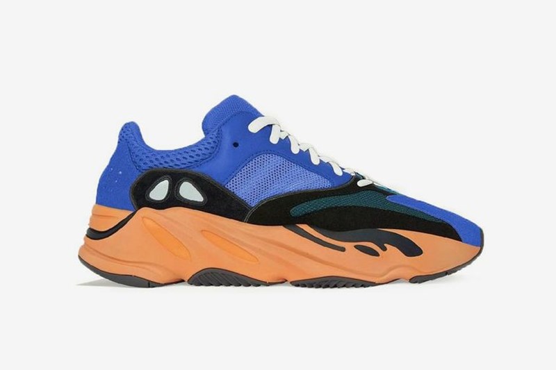 ADIDAS YEEZY SNEAKERS