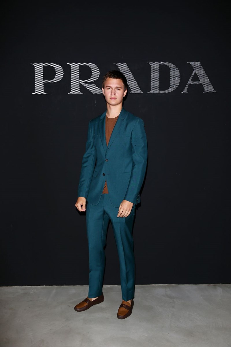 T-SHIRT ΚΟΣΤΟΥΜΙ