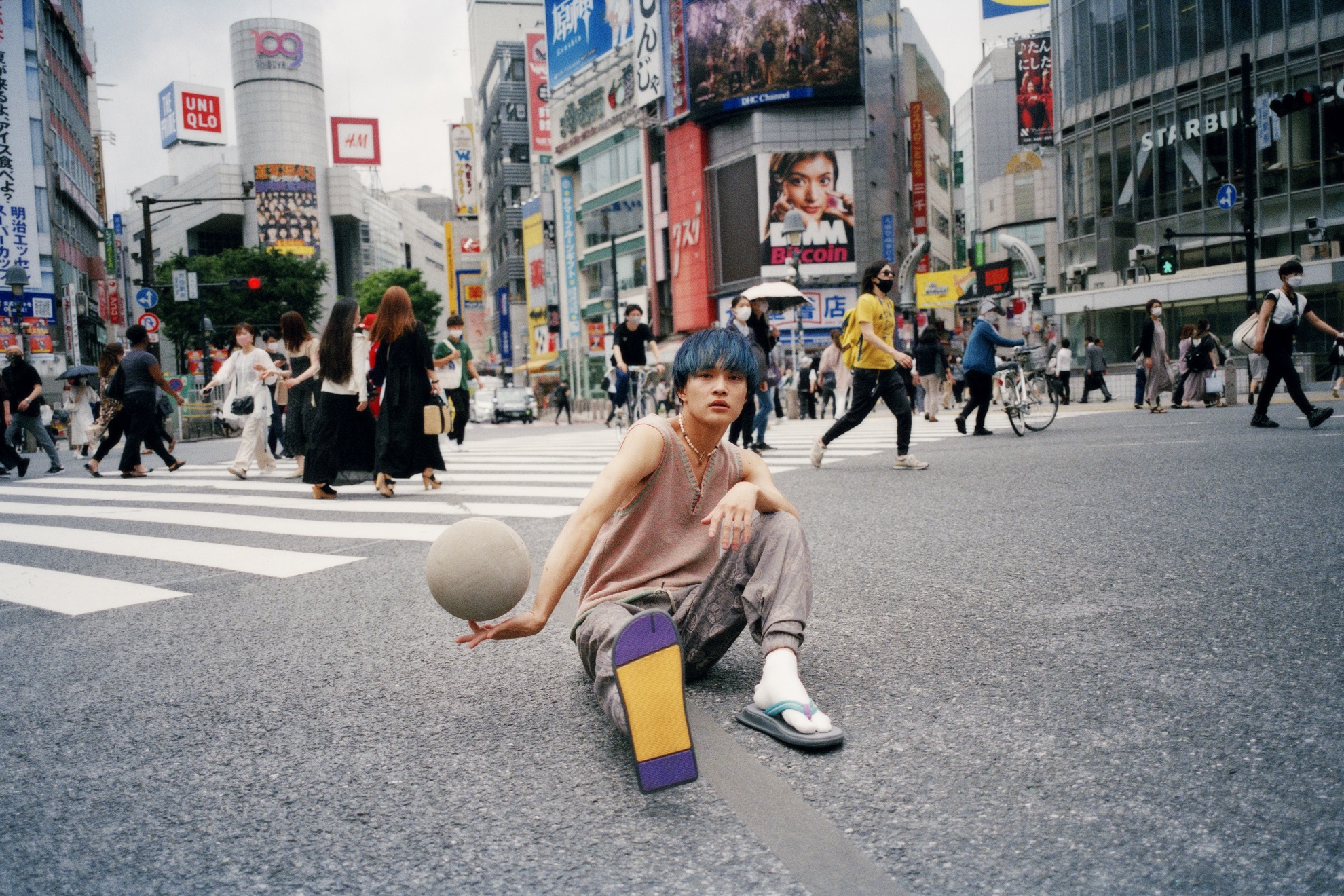 Εντυπωσιακά δώρα για τα Χριστούγεννα με την υπογραφή της Havaianas - εικόνα 2