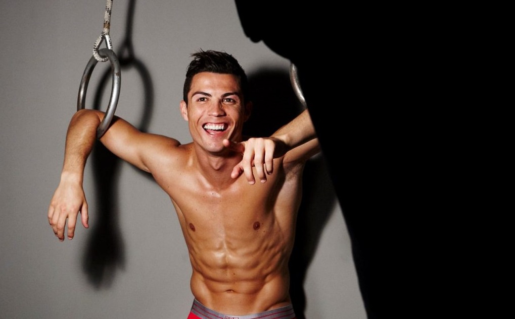 Ισχύει ότι οι περισσότεροι ποδοσφαιριστές ντύνονται βαρετά; - εικόνα 2