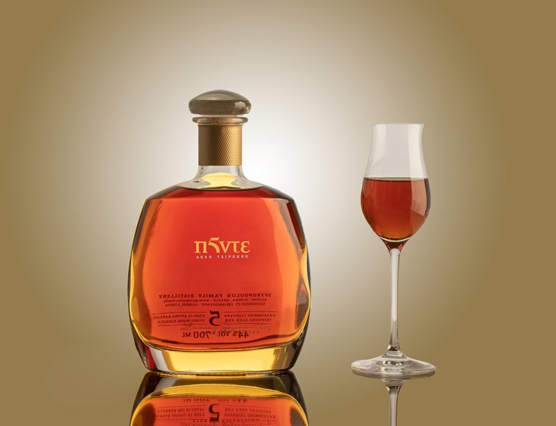 ΤΣΙΠΟΥΡΟ Π5ΝΤΕ