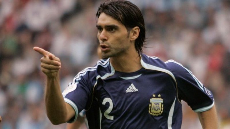 ΡΟΜΠΕΡΤΟ ΑΓΙΑΛΑ