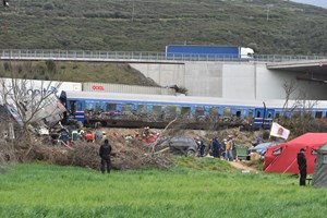 Σε άλλα νέα, η Μαρία Καρυστιανού θεωρεί ότι οι αμβλώσεις αποτελούν θέμα δημόσιας διαβούλευσης - εικόνα 1