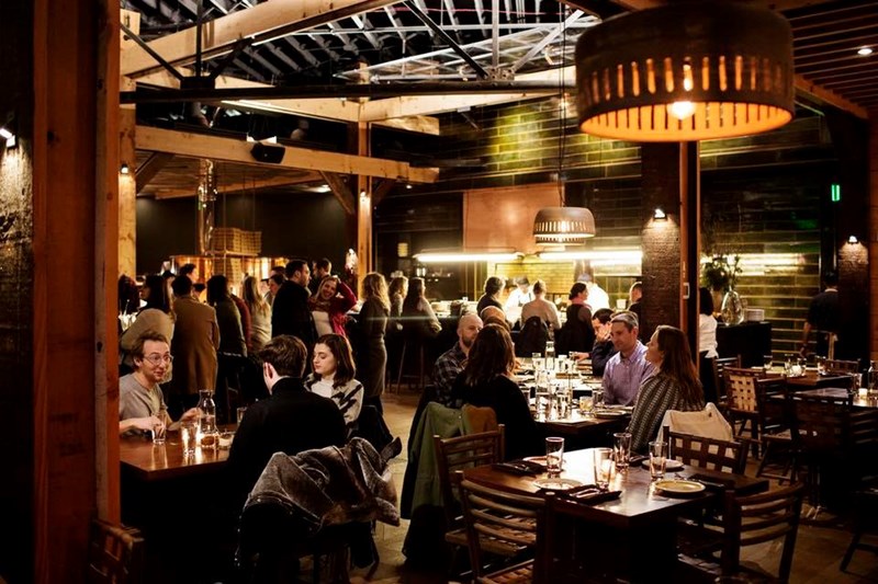 BACK BAR ΜΙΝΕΑΠΟΛΙΣ