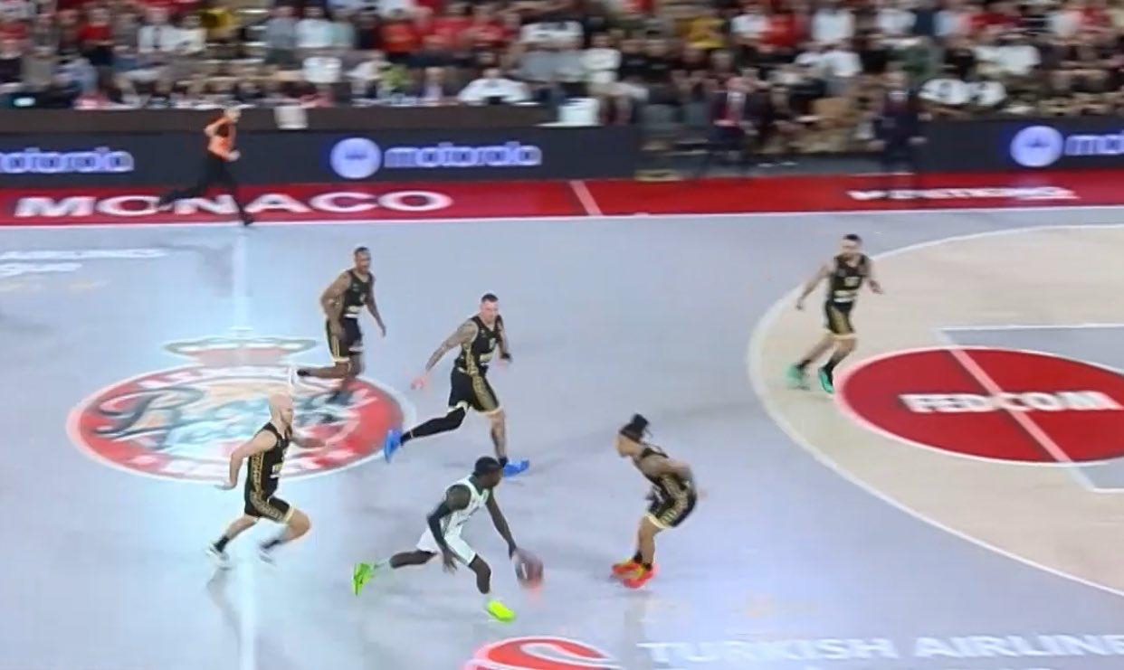 Το μυστήριο λύθηκε: Υπήρξε ποτέ ειδύλλιο Kendrick Nunn-Λένας Ζευγαρά; - εικόνα 1