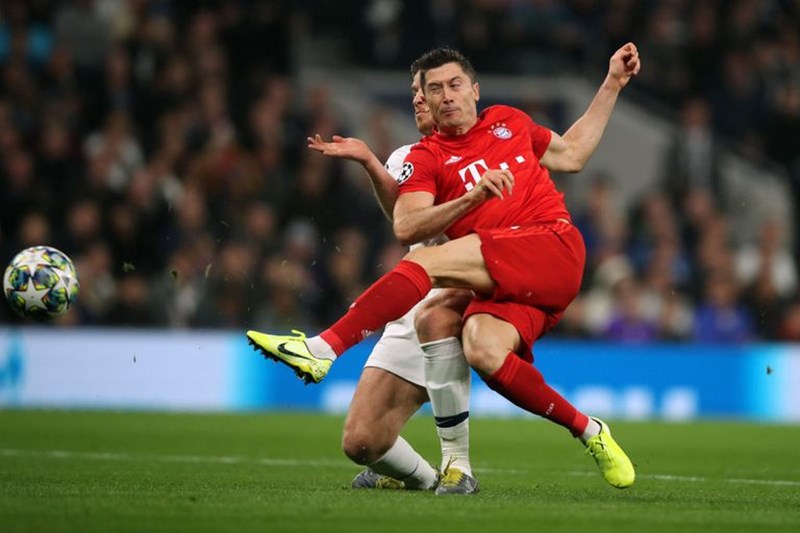 ΡΟΜΠΕΡΤ ΛΕΒΑΝΤΟΦΣΚΙ 2