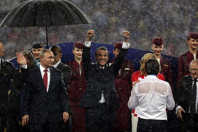 Μουντιάλ απονομή βροχή