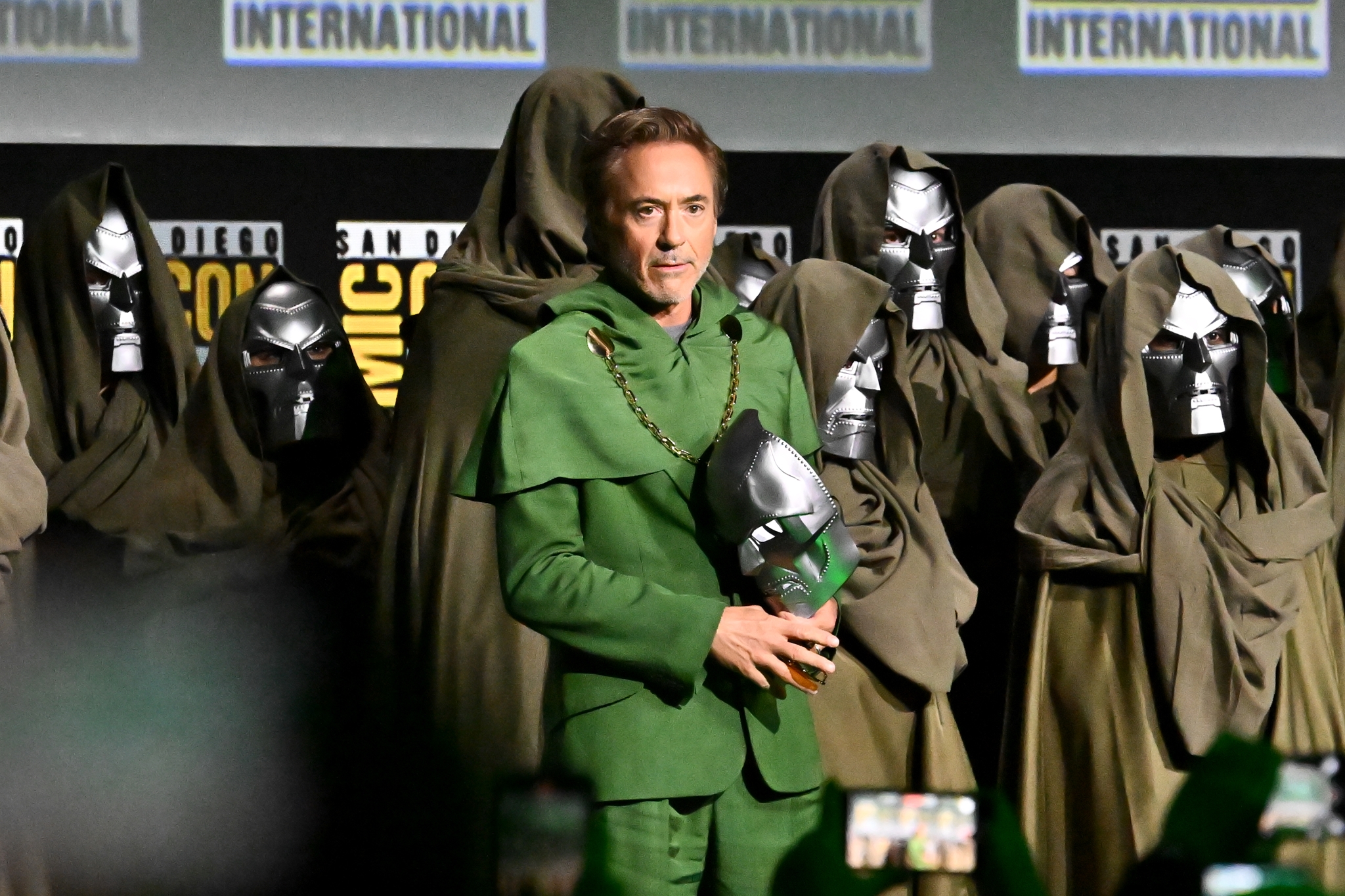 O Robert Downey Jr. πετάει 'μπηχτές' για τον Elon Musk - εικόνα 3