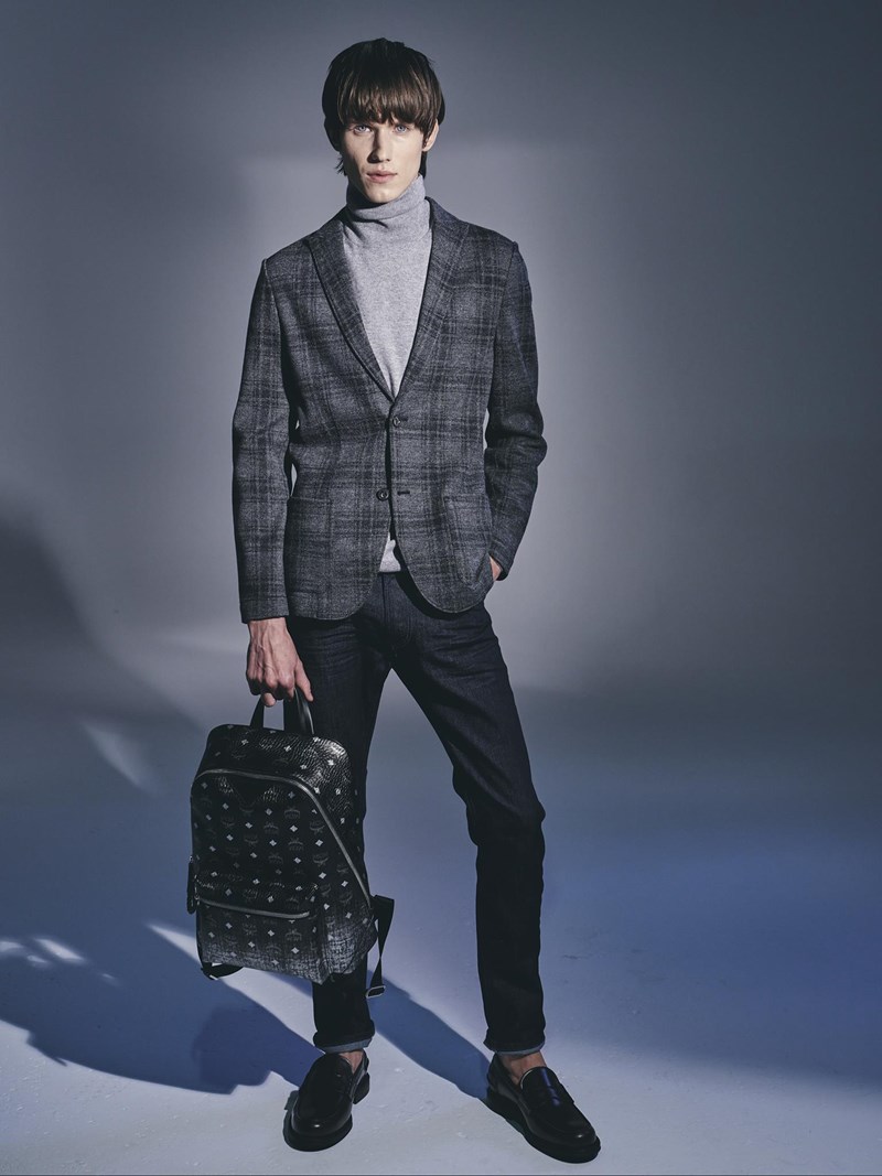 ΤΖΗΝ ΠΑΝΤΕΛΟΝΙ