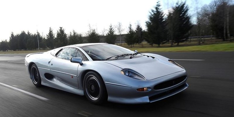 SUPERCARS ΤΩΝ 90S JAGUAR XJ220