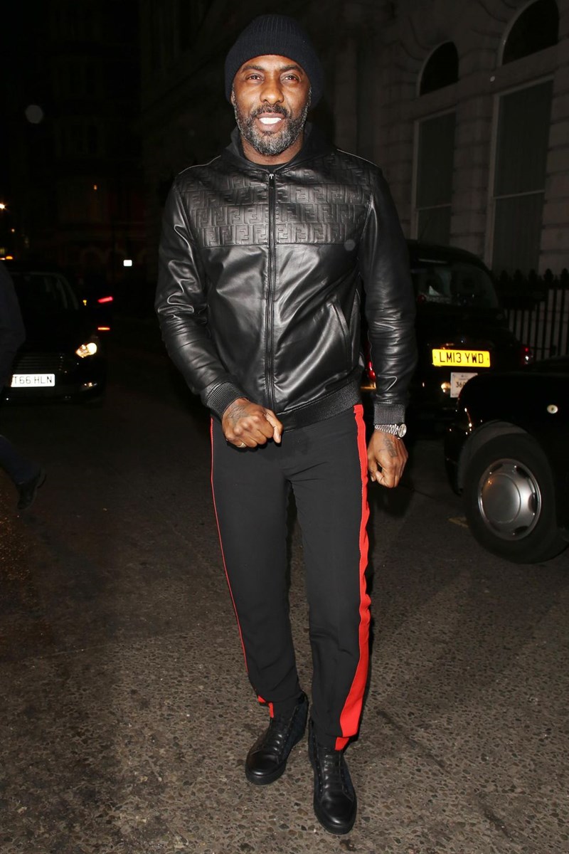 ΔΕΡΜΑΤΙΝΟ ΜΠΟΥΦΑΝ