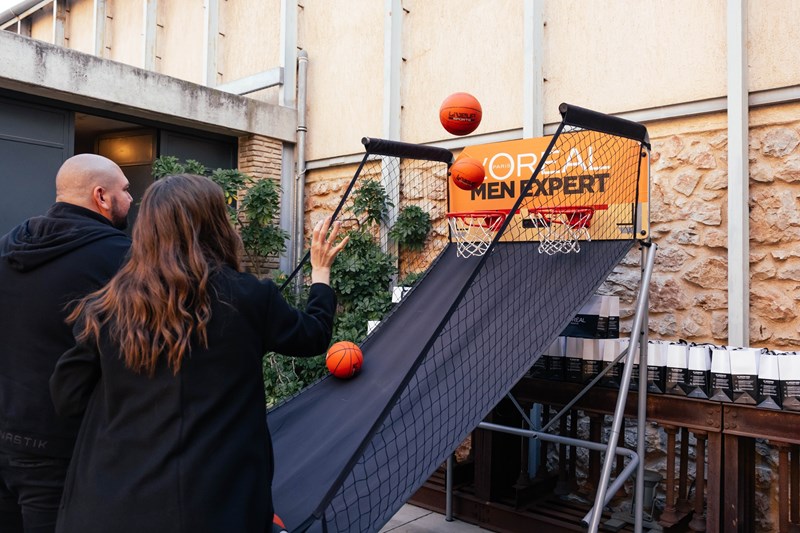 The Man at His Best BBQ Party 11111