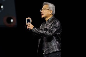 Μέχρι και ο Ντόναλντ Ντακ αλλάζει σε ηλεκτρικό αυτοκίνητο - εικόνα 2