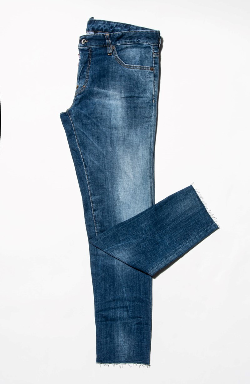 MEN'S FASHION ITEM IN BLUE