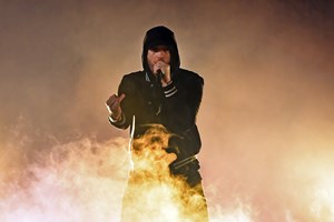 Ο Eminem θα γίνει παππούς και έφτιαξε το πιο συγκινητικό βίντεο για τη σχέση πατέρα-κόρης - εικόνα 2