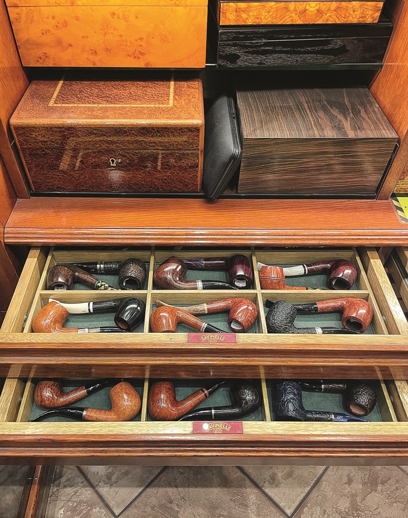 Rentzis Tobacco House 2