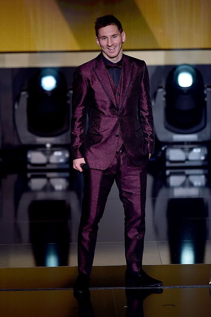 ΧΡΥΣΗ ΜΠΑΛΑ ΛΙΟΝΕΛ ΜΕΣΙ ΣΤΥΛ