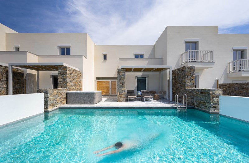 ΠΑΡΟΣ SUMMER SENSES 4