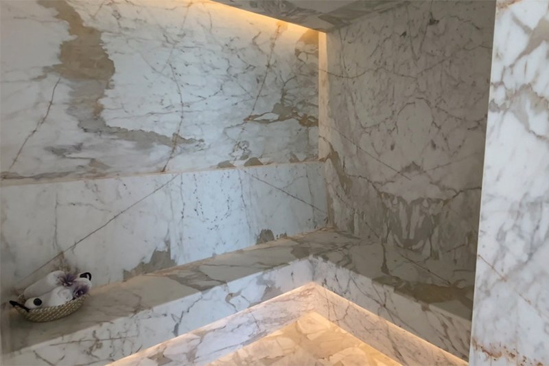 Το μπάνιο του ενός εκατομμυρίου