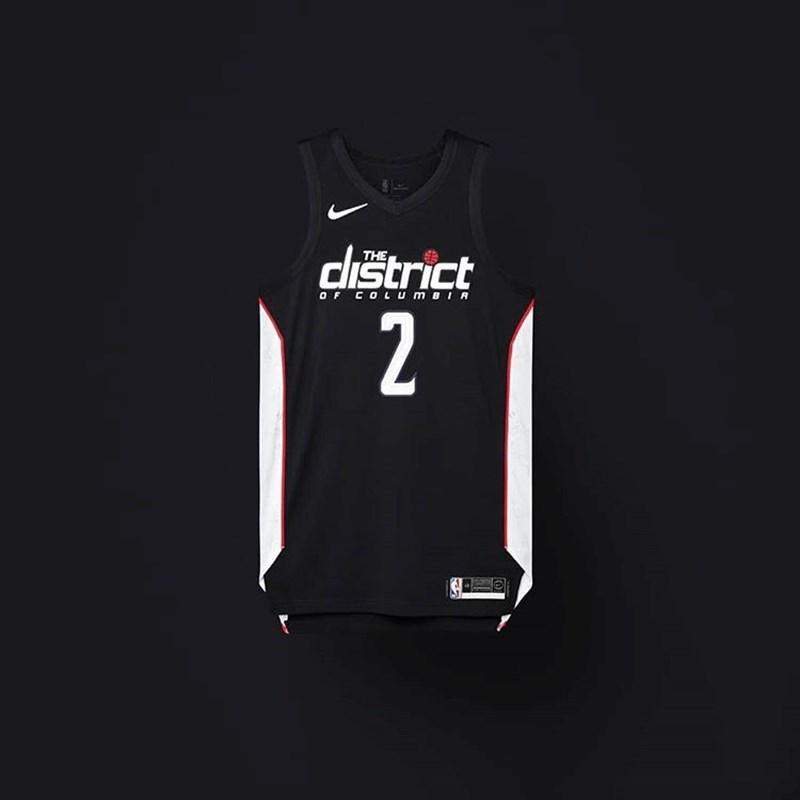 ΟΥΑΣΙΝΓΚΤΟΝ ΟΥΙΖΑΡΝΤΣ