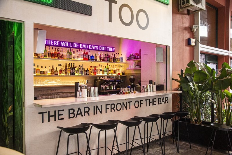 The World’s 50 Best Bars_λίστα 51-100 The Bar in Front of the Bar 1