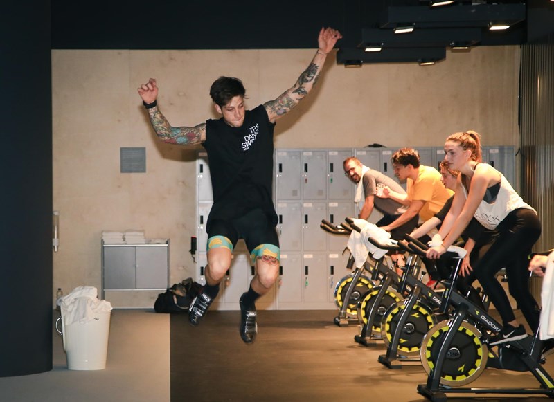 Στέγη Sweat Ιδρώτας