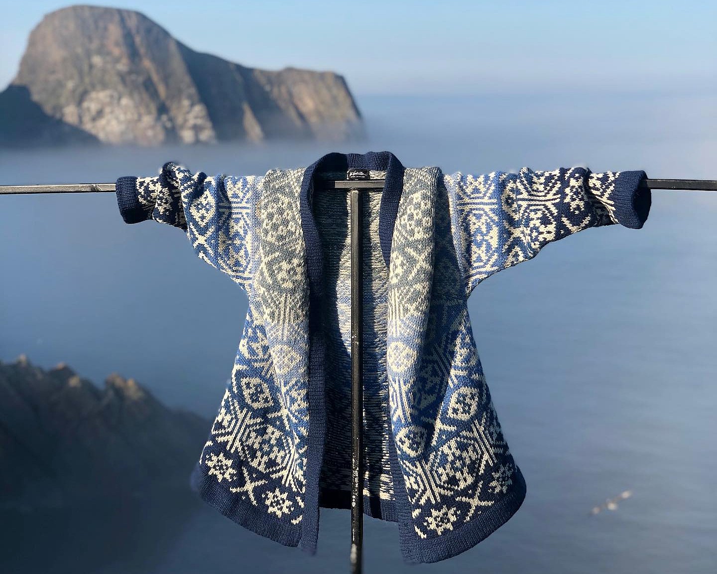 Πουλόβερ από κασμίρ, ένας διαχρονικός έρωτας - εικόνα 1