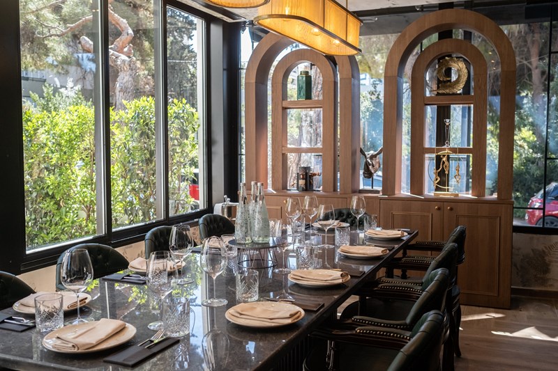 Το εστιατόριο DB.one στη Γλυφάδα 8