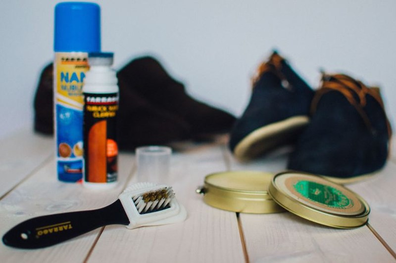 ΑΝΤΡΙΚΑ ΠΑΠΟΥΤΣΙΑ