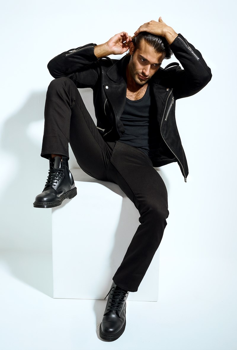 Σαμ Ασγκάρι 4