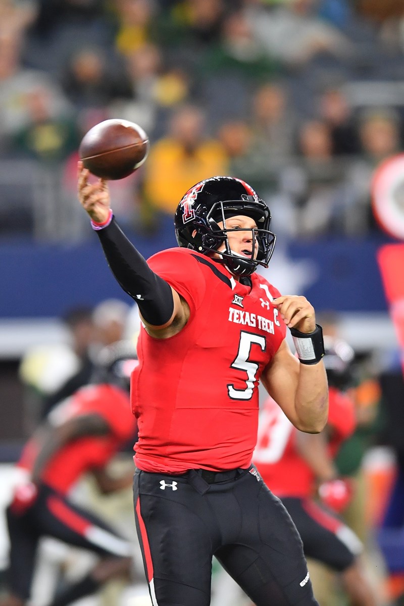 ΠΑΤΡΙΚ ΜΑΧΟΜΣ 5