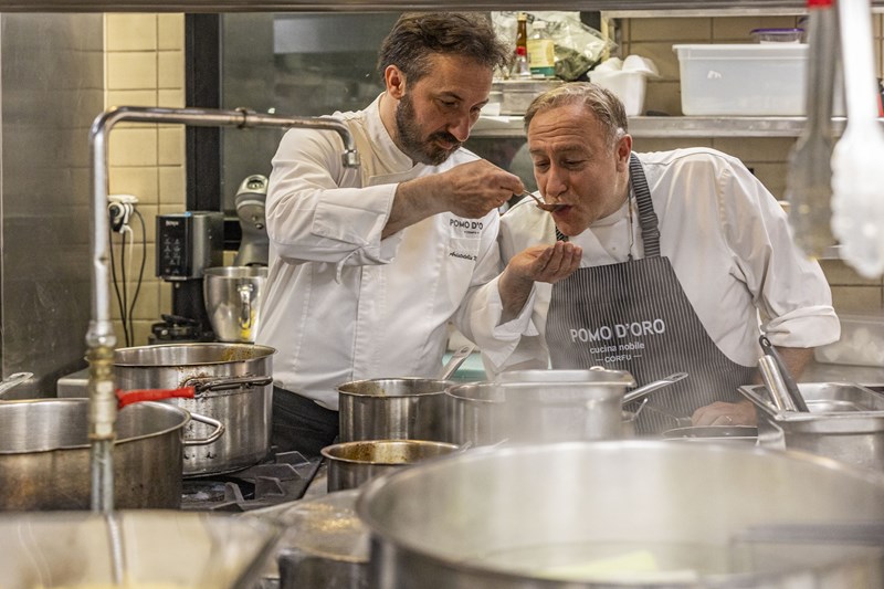 Το Pomo d’ Oro της Κέρκυρας στο Symposio at Ark 2