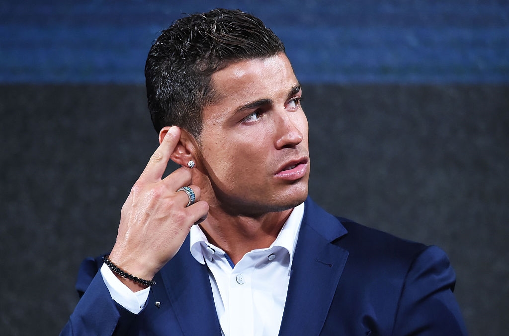 Το δαχτυλίδι αρραβώνων που έδωσε ο Cristiano Ronaldo στη μέλλουσα γυναίκα του - εικόνα 2