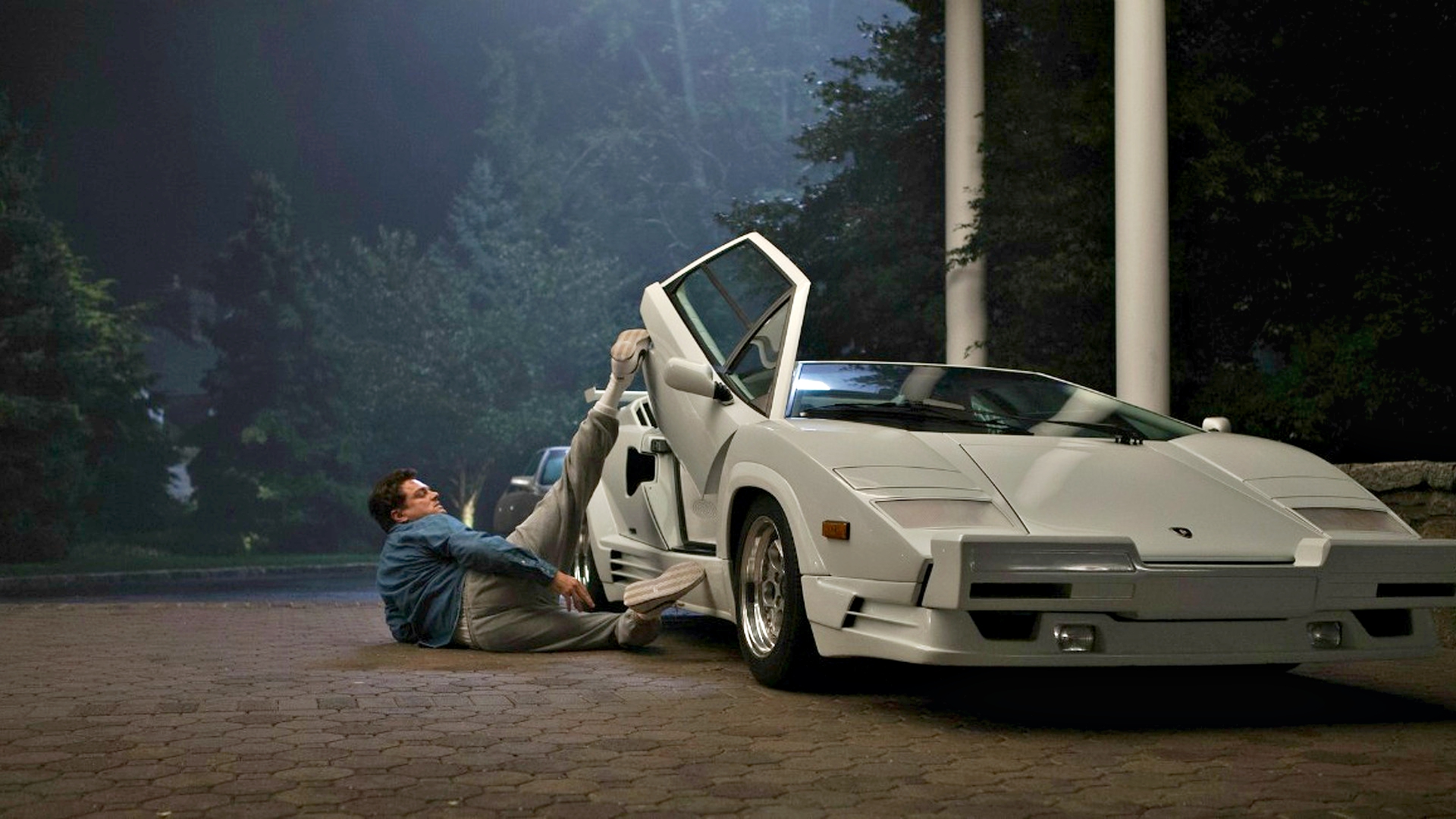 10 χρόνια πέρασαν από το εμβληματικό 'δε φεύγω' του Leonardo DiCaprio στον 'Λύκο της Wall Street' - εικόνα 1