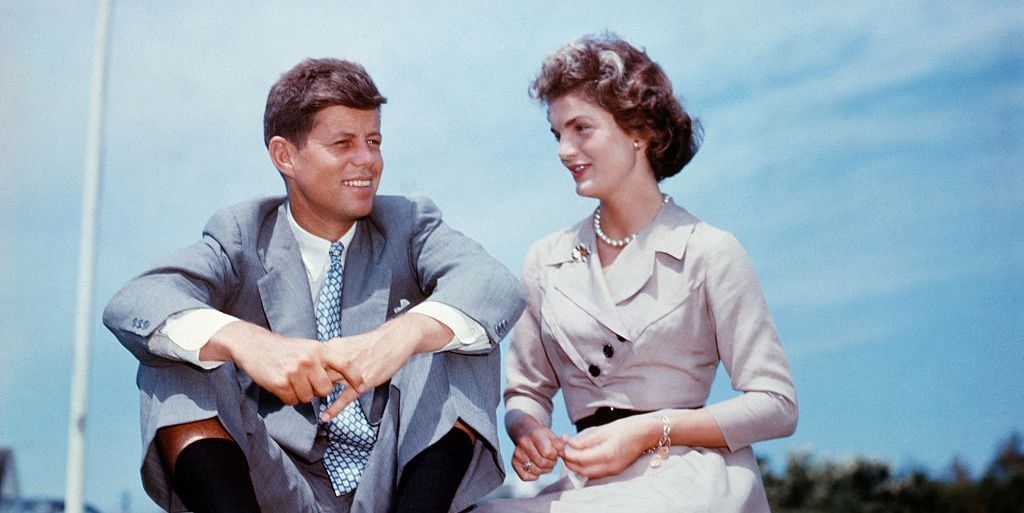 H σειρά που βλέπουν όλοι αυτήν την εβδομάδα στο Netflix - εικόνα 1