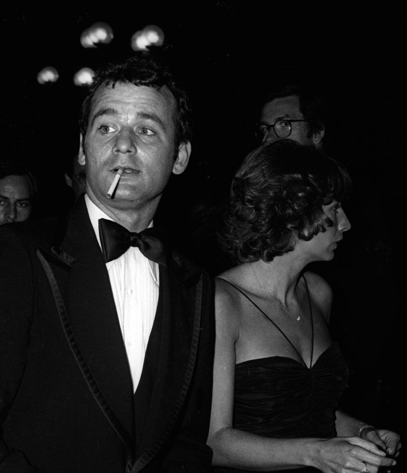 ΚΟΚΚΙΝΟ ΧΑΛΙ ΣΤΥΛ EMMY ΒΡΑΒΕΙΑ