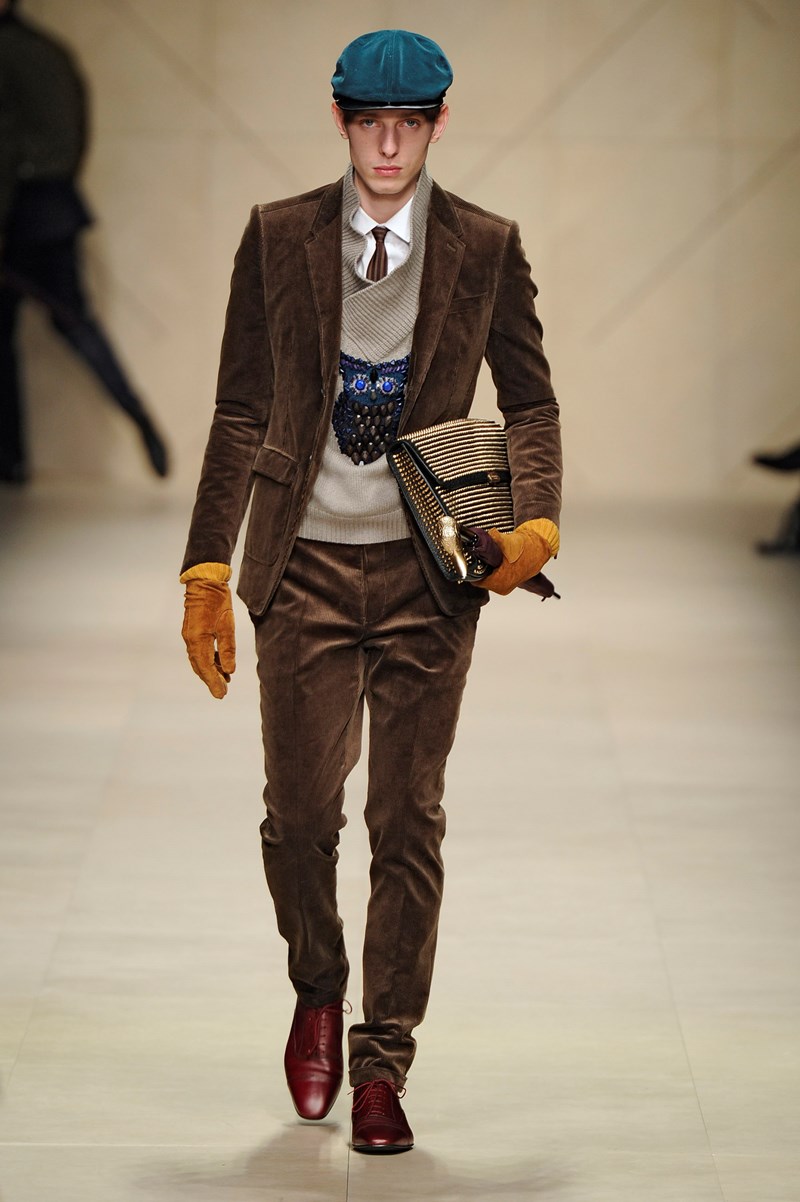 ΚΟΤΛΕ ΚΟΣΤΟΥΜΙ