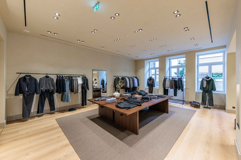 Massimo Duti: Νέο κατάστημα, νέα εμπειρία στον Πειραιά