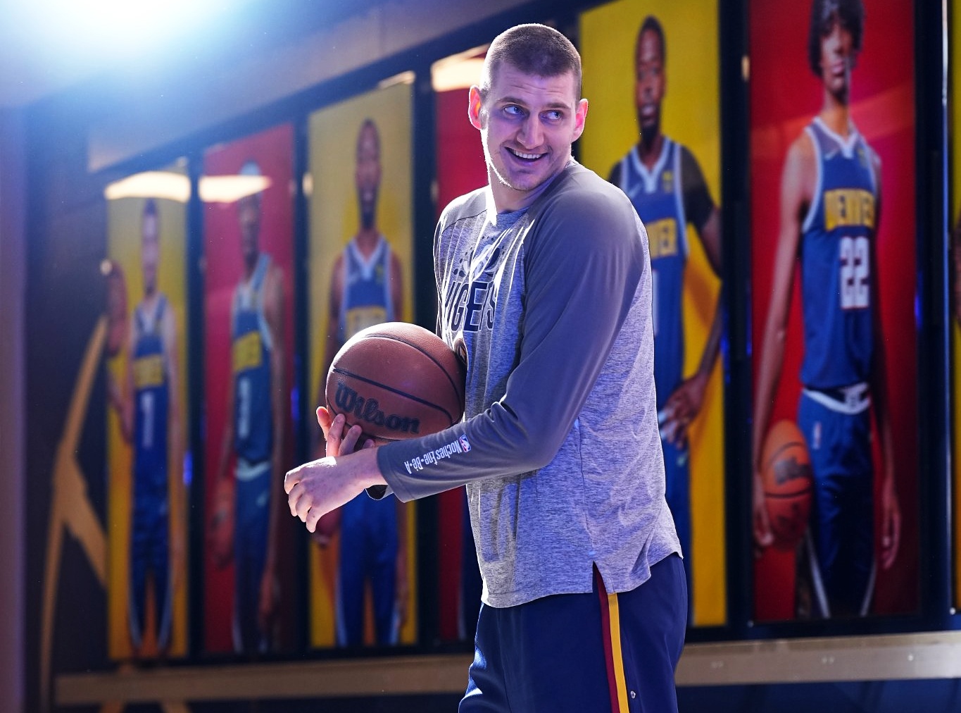 Όλοι αναρωτιούνται γιατί το NBA μετονομάζει το βραβείο MVP σε Michael Jordan Trophy - εικόνα 1