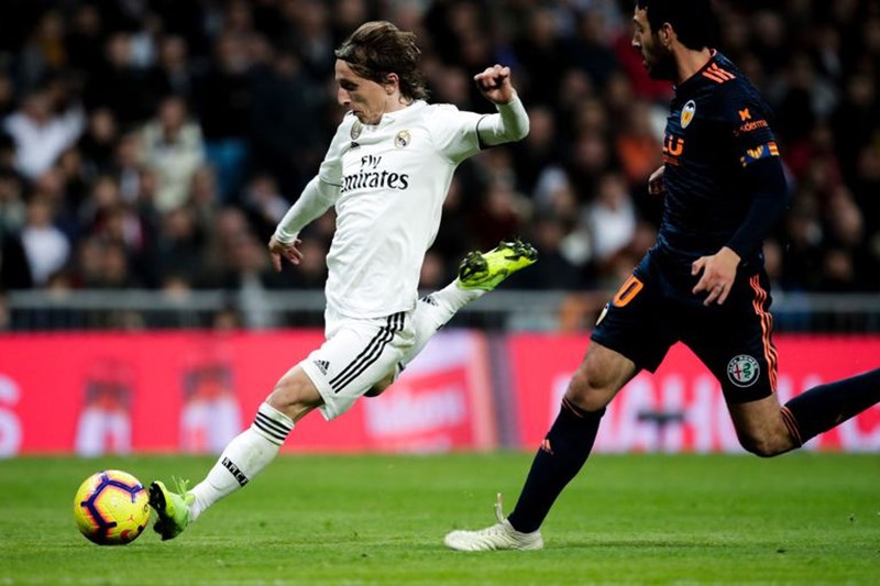 ΛΟΥΚΑ ΜΟΝΤΡΙΤΣ 2