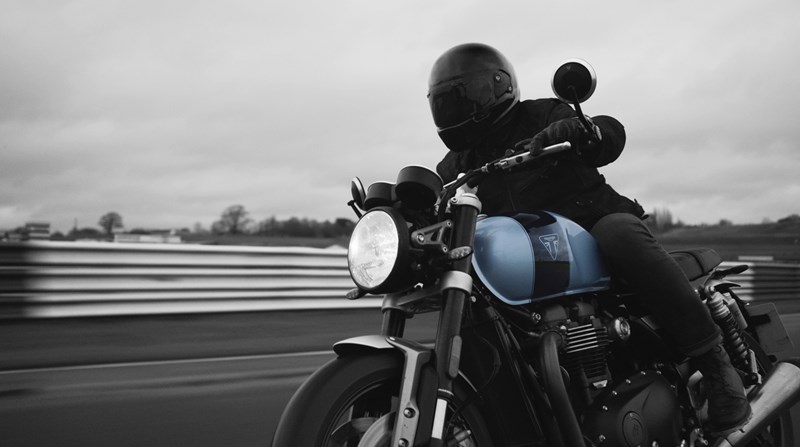 BREITLING TOP TIME x TRIUMPH 3