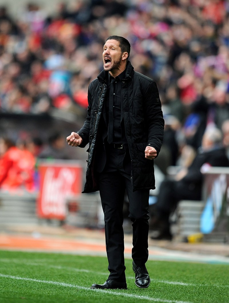 ΝΤΙΕΓΚΟ ΣΙΜΕΟΝΕ 3